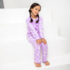 Pijama estampada lila camisa manga larga y pantalón para niña