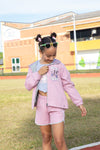 Set camiseta gris y short rosado para niña